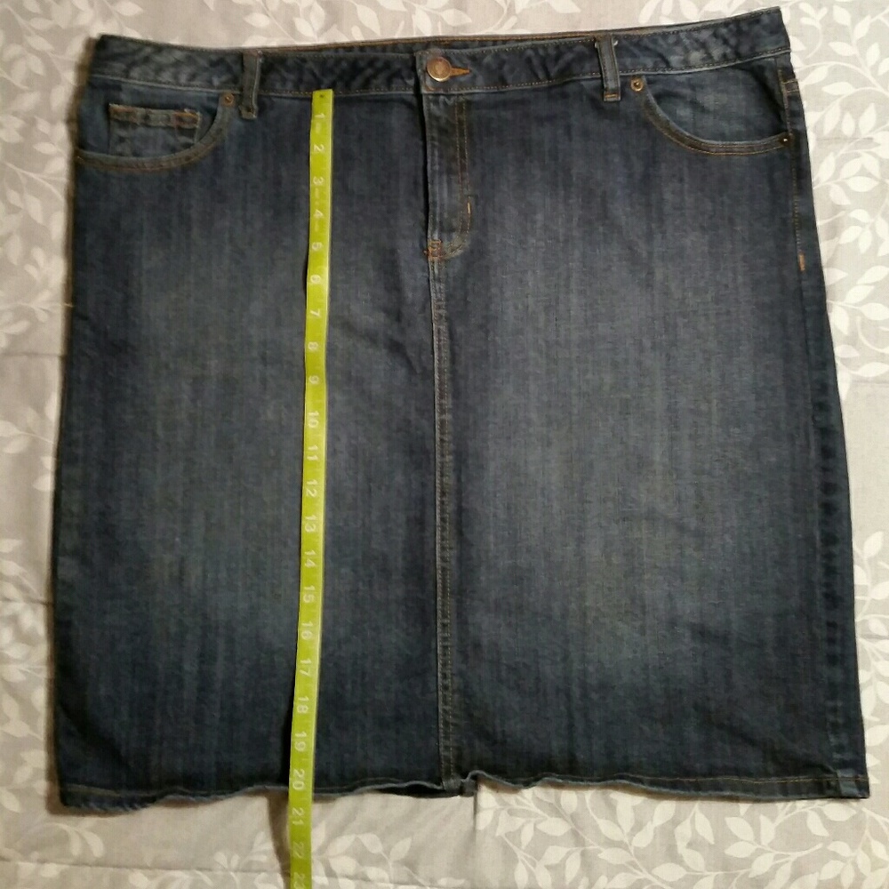 LANDS'END DENIM SKIRT
